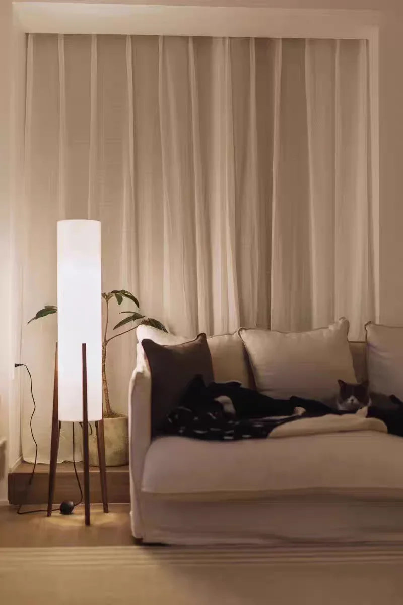 SELVA Solid Wood and Fabric Floor Lamp — additional product view 11