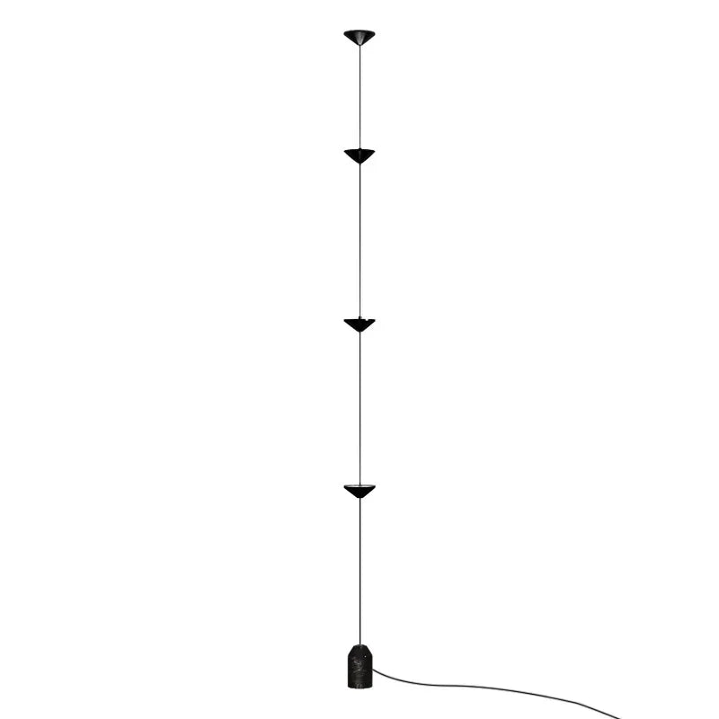 Lampada da terra LED con coni in metallo