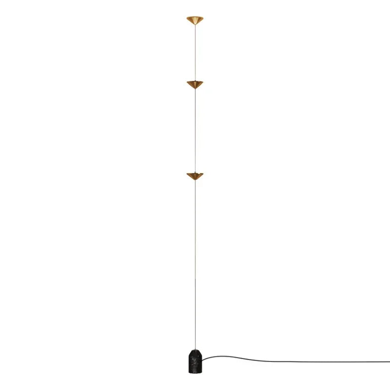 Lampada da terra LED con coni in metallo