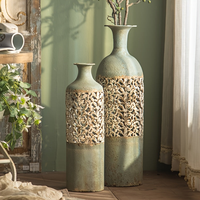 Vintage Cast Iron Floor Vase 52-67cm Pierced Floral Motif - Rustic Shabby Chic Design for Living Room - Elegant Decoration for Dried and Artificial Flowers